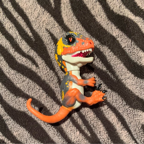 Blaze Raptor Fingerling By WowWee Collectible - Picture 6 of 12